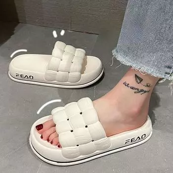 Летние женские толстые тапочки, пляжные шлепанцы на подошве, нескользящие мягкие сандалии для ванной комнаты, модная женская обувь с облаками 36 чёрный