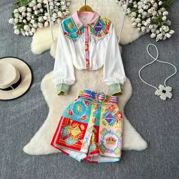 Летний европейский стиль, дизайнерский принт, подиумные брюки, женские топы с цепочкой и кисточками, рубашка + элегантный пояс, шорты, комплект из двух предметов M