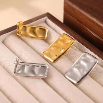 Летний тренд, преувеличенная индивидуальность, геометрические квадратные плиссированные текстурные серьги, нишевый дизайн, титановая сталь, покрытая 18-каратным золотом