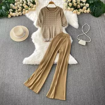 Летний женский дизайнерский комплект из двух предметов: трикотажный свитер, брюки, короткий рукав, топ и широкие плиссированные брюки One size