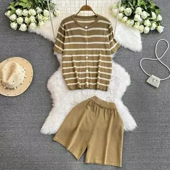 Летний женский повседневный вязаный свитер, комплект брюк, однобортный полосатый топ и шорты, шикарный студенческий костюм из двух предметов One Size чёрный