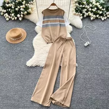 Летний женский трикотажный свитер, брюки, комплект одежды из двух предметов, короткий рукав, О-образный вырез, полосатый свитер, топ и широкие брюки One Size темно-коричневого