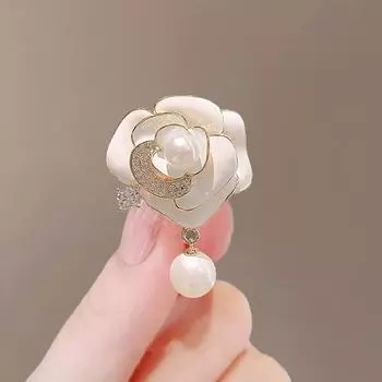 Летняя антиэкспозиционная брошь: Модная и роскошная булавка для воротника для женщин.