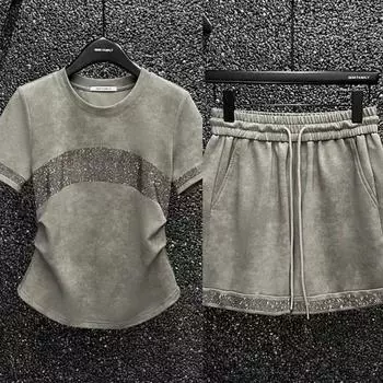 Летняя футболка с короткими рукавами и эластичным поясом, украшенная стразами, + свободный прямой короткий комплект из двух предметов для женщин 3XL