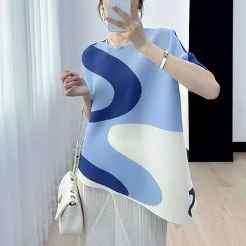 Летняя футболка с принтом, высококачественная плиссированная и свободная посадка, уменьшающий возраст топ с круглым вырезом и короткими рукавами. One Size синий