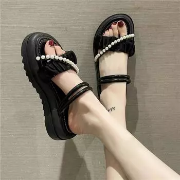 Летняя износостойкая однотонная уличная женская обувь с круглым носком на плоской подошве и жемчужными украшениями, женские сандалии 35