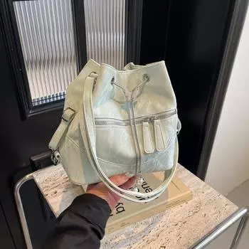 Летняя маленькая свежая зеленая сумка-ведро женская сумка через плечо 2024 новый модный рюкзак повседневный рюкзак большой вместимости чёрный