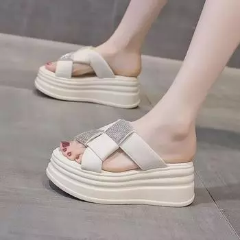 Летняя мода 2024 года, женские босоножки на танкетке со стразами – толстая подошва, увеличивающие рост, уличные тапочки 37 чёрный