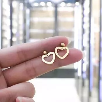 Летняя мода простые и универсальные серьги серьги любовь серьги для женщин нишевый легкий роскошный серьги высокого класса чувство