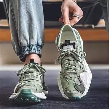 Летняя модная мужская обувь дышащая тонкая 2024 новая повседневная сетчатая обувь сетчатые дышащие кроссовки ретро обувь 39 серый