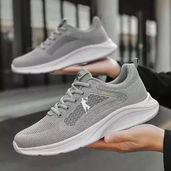 Летняя мужская новая повседневная обувь, кроссовки для ходьбы на открытом воздухе, универсальная дышащая спортивная обувь, удобная, легкая и износостойкая мужская обувь 39 чёрный