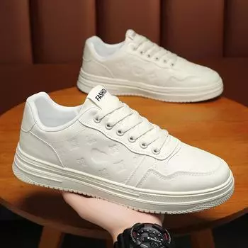 Летняя мужская обувь. Дышащие маленькие белые туфли. Мужская модная спортивная повседневная обувь для студентов. Модная обувь. 39