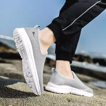 Летняя мужская обувь, лоферы, легкие прогулочные дышащие летние удобные повседневные туфли, мужские кроссовки 37 чёрный