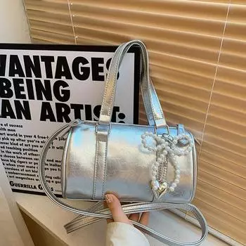 Летняя новая сумка-подушка 2024 года, иностранный стиль, красивая личность, простая мода, большая вместимость, повседневная сумка-мессенджер для женщин Without pendant чёрный