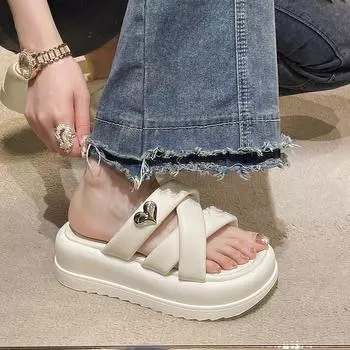 Летняя обувь Маффины на толстой подошве с круглыми головками и открытыми носками для женщин на высоких каблуках и удобные сандалии и тапочки больших размеров. 35 чёрный