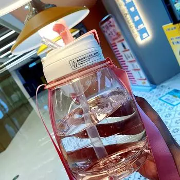 Летняя пластиковая бутылка большой емкости, отскакивающая крышка для поильников, детская креативная наружная лямка, чашка 1300ml синий