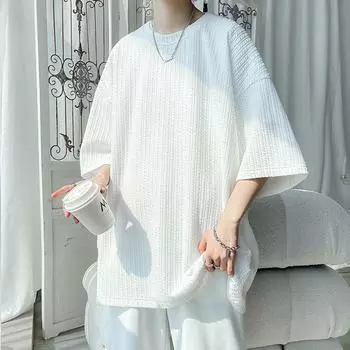 Летняя тонкая простая свободная однотонная футболка с короткими рукавами