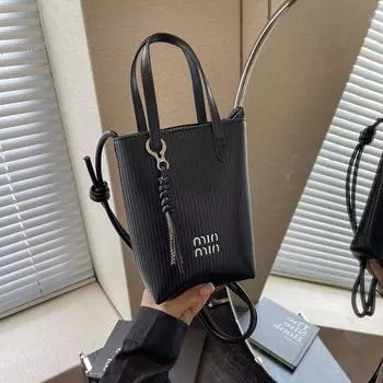 Летняя универсальная повседневная сумка-ведро для женщин в корейском стиле, модная сумка для мобильного телефона 2024 года, сумка-мессенджер с нишевым дизайном покинуть белый