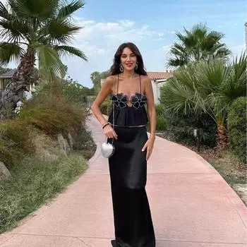 Летняя женская новая стильная черная блестящая хлопковая блузка с цветочным декором, маленькая майка XS чёрный