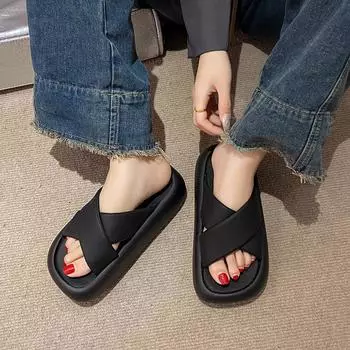 Летняя женская обувь 2024 года, модные однотонные женские тапочки с открытым носком, средний каблук, глянцевая повседневная женская пляжная обувь 35 серебряный