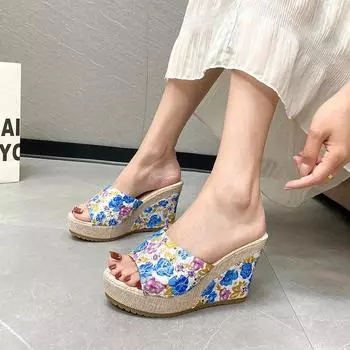 Летняя женская обувь, модные женские тапочки с открытым носком и цветными блоками на высоком каблуке, повседневная пляжная обувь большого размера с цветочным принтом 35 красный