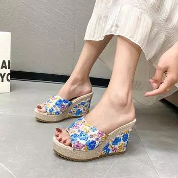 Летняя женская обувь, модные женские тапочки с открытым носком и цветными блоками на высоком каблуке, повседневная пляжная обувь большого размера с цветочным принтом 35 красный