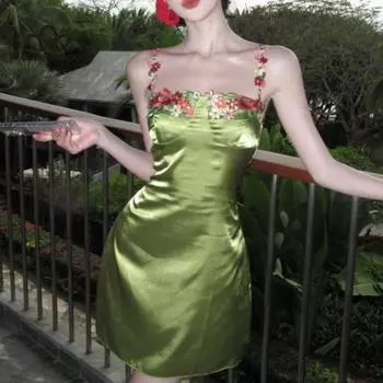 Лето 2024 г., французские винтажные зеленые платья, женские атласные платья с бретельками на бретельках в праздничном стиле с цветочной вышивкой S зелёный