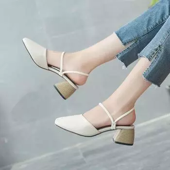 Лето 2024 года. Квадратные каблуки. Женская обувь. Средняя обувь. Офисные сандалии для женщин. Тапочки. Закрытые. Роскошные. Винтажные. Тренд. 35