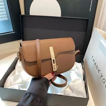 Лето 2024 года, новая модная французская красивая сумка через плечо с иностранной текстурой, женская сумка-мессенджер, популярная сумка-седло прилив белый