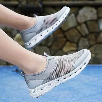 Лето 2024 года, новые мужские спортивные туфли, сетчатые дышащие противоскользящие рукава, модные повседневные походные туфли, мужские кроссовки, бесплатная доставка 36 чёрный