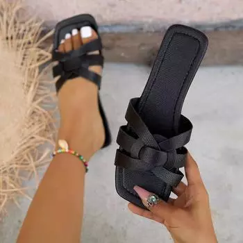 Лето 2024 года, новые женские дизайнерские тапочки на плоской подошве, плетеные удобные женские туфли, повседневные тапочки, женская пляжная повседневная обувь 36 чёрный