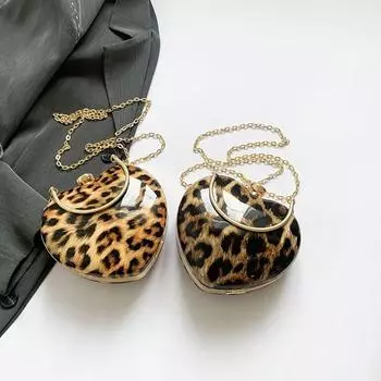 Лето 2024 года, новый тренд: легкая роскошная сумка в форме сердца с леопардовым принтом коричневый