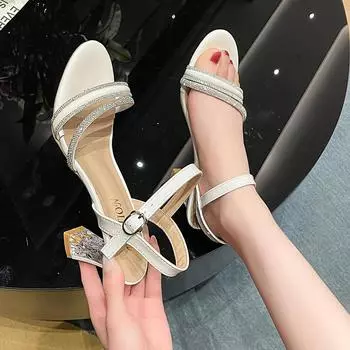 Лето 2025 года, новые женские босоножки на толстом высоком каблуке с круглой головкой и односимвольной пряжкой большого размера 35 чёрный