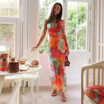 Лето 2025 года. Платье миди в европейском и американском стиле с V-образным вырезом и шнуровкой Medium цветочный/красный