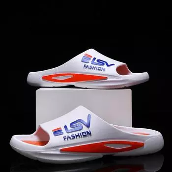 Летом в помещении тапочки легкие и не имеют запаха.. На улице можно носить нескользящие спортивные баскетбольные тапочки. 38-39 белый