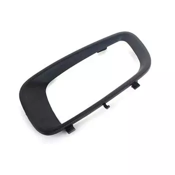 Левая накладка рамка противотуманной фары для Mitsubishi Pajero Montero 00-03