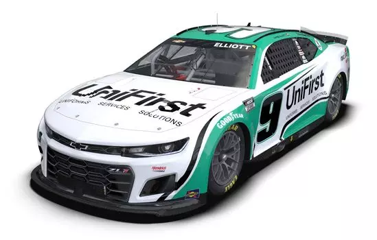 Lionel Racing Chase Elliott Unifirst Chevrolet Camaro NASCAR 2022 Next Generation 1/64 #9