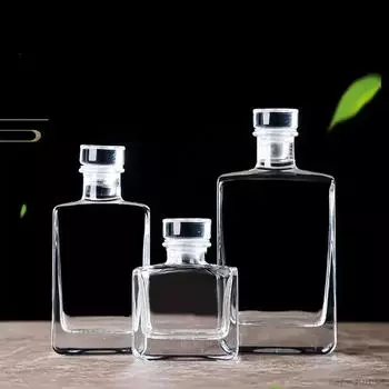 Liquor Glass Alcohol Bottle 200ML lead-free glass whiskey decanter wine glass bottle with Airtight stopper 50ML