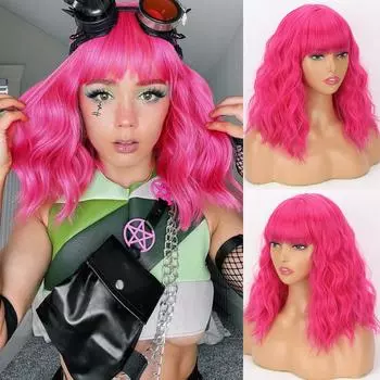 LISI HAIR Розово-красный короткий волнистый парик с челкой из синтетического волокна длиной до плеч, модный косплей, повседневная одежда, натуральный волнистый парик