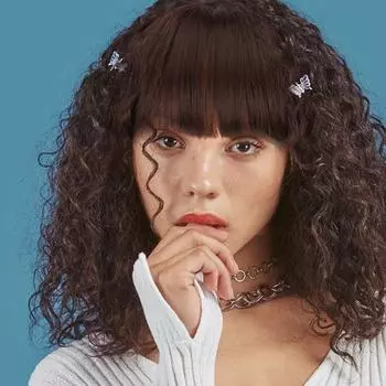 LISI HAIR женский коричневый парик с глубокими волнами до плеч с челкой, короткий глубокий вьющийся парик из синтетического волокна для повседневного ношения