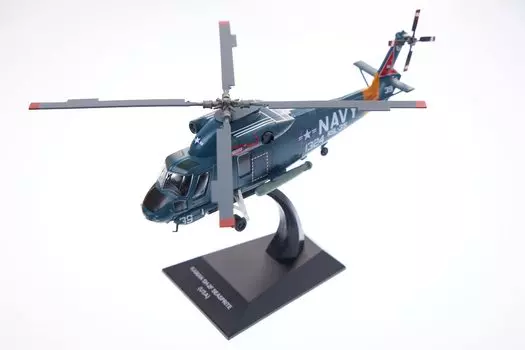 Литая модель вертолета ВМС США Seasprite KAMAN окрашенная 1/72 SH-2F [б/у] зелёный