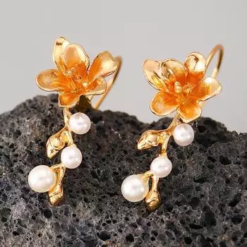 Литературные ретро сладкие свежие изысканные серьги с цветком фрезии для женщин 1 pair