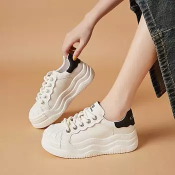 Little white shoes Internet celebrity spring and autumn new women s fashion board shoes sports and leisure trend thick sole heightening women s shoes 35