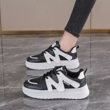 Little white shoes women s 2024 winter new thick-soled trend versatile casual sports shoes student flat-soled heightening skateboard shoes 35 чёрный