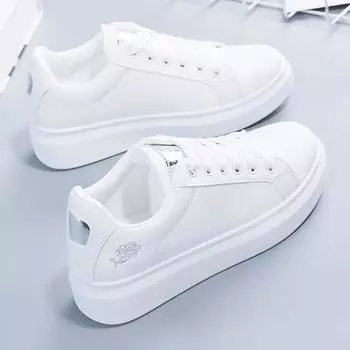 Little white shoes women s 2025 autumn versatile ins trendy shoes street shooting Korean version of Internet celebrities thick-soled comfortable lea 35