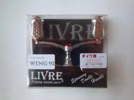 LIVRE 4856 Wing 92 Daiwa 92 мм титан/красный / 38,1 г