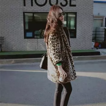 LJX 2024 Новая женская плюшевая куртка ветрозащитная женская теплая утолщенная куртка вечерняя модная женская плюшевая куртка верхняя молния с воротником из искусственного лисьего меха S чёрный