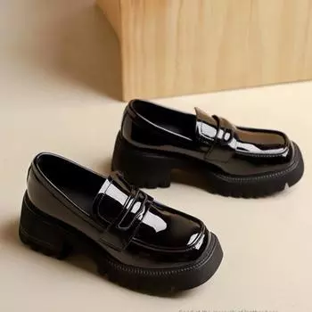 Лоферы для женщин Осенние новые британские туфли в стиле ретро с толстой подошвой и квадратным носком Черные кожаные туфли для женщин Толстые каблуки Одинарные туфли 35