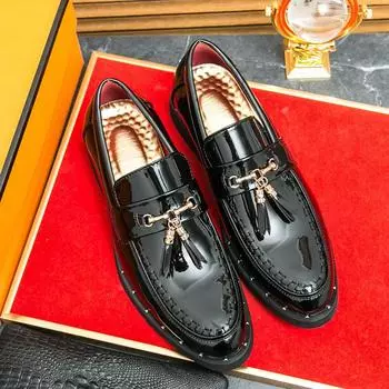 Лоферы с кисточками Модные лакированные повседневные туфли для мужчин Туфли-оксфорды Роскошные брендовые деловые туфли Туфли для вождения без застежек 38 чёрный