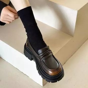 Лоферы женские весенние туфли в английском стиле черные туфли на одну ногу со стременем туфли Мэри Джейн женские 35 коричневый